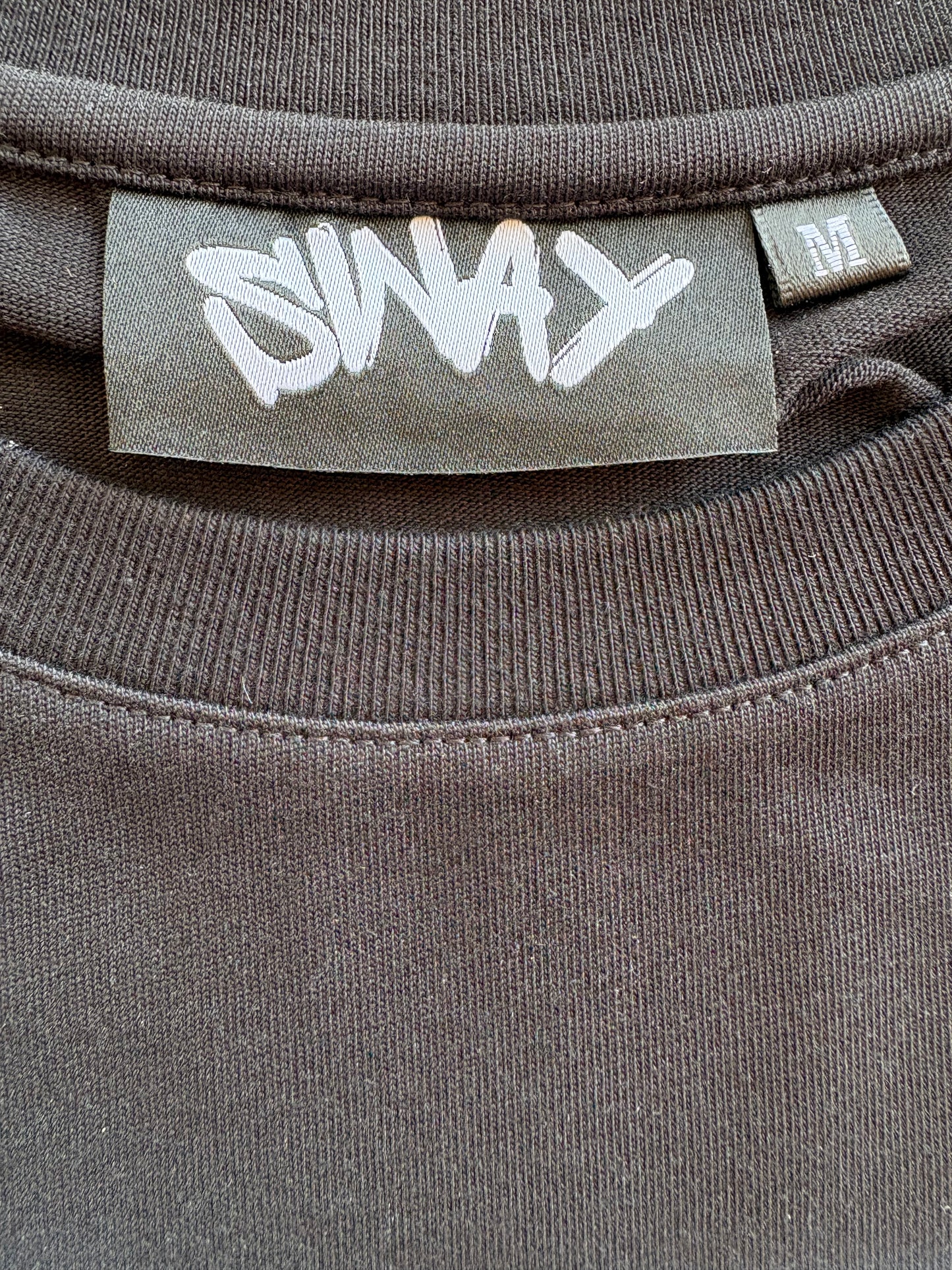 Sway Black & Pink T-shirt