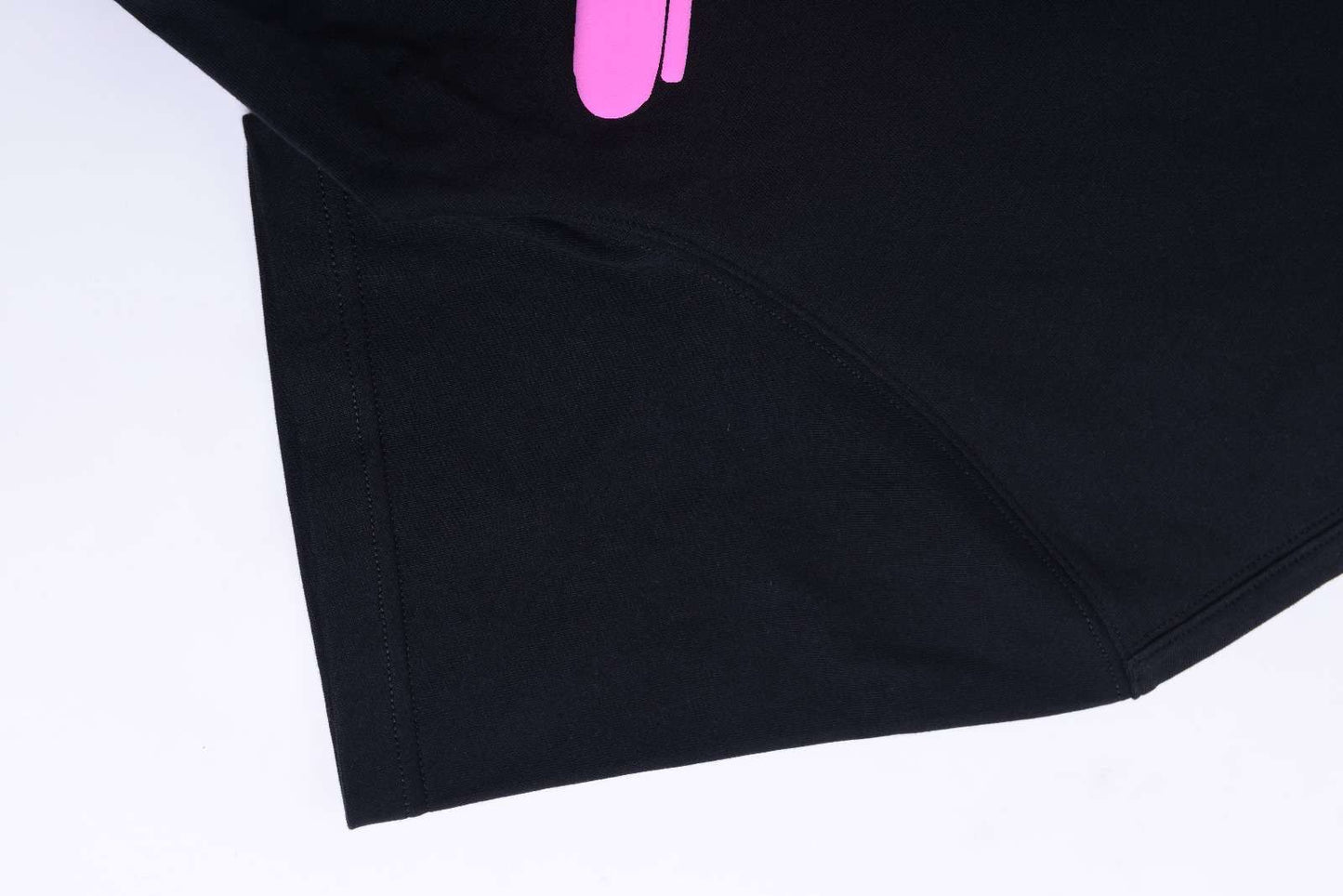 Sway Black & Pink T-shirt